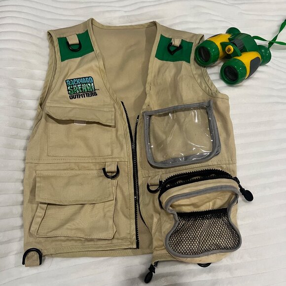 Backyard Safari Cargo Vest with Binoculars - Picture 2 of 6